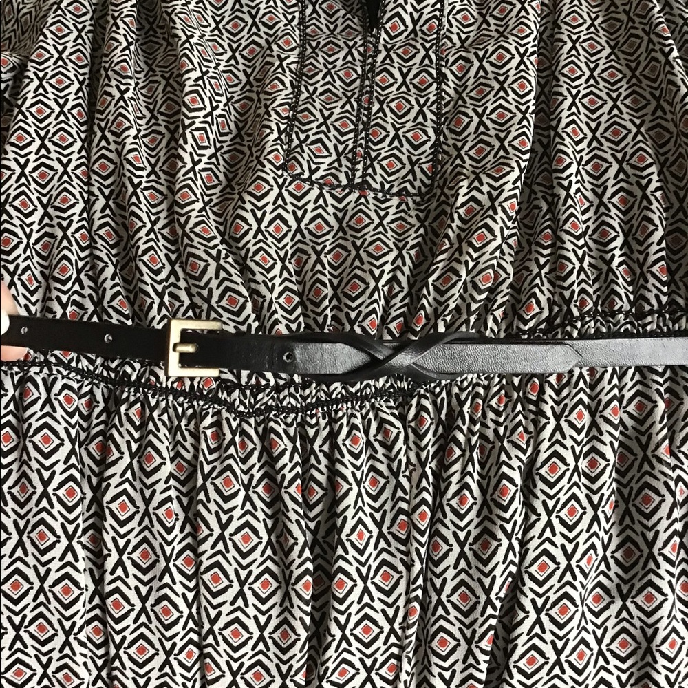 Max Studio LS Split Neck Dress - Picture 4 of 4